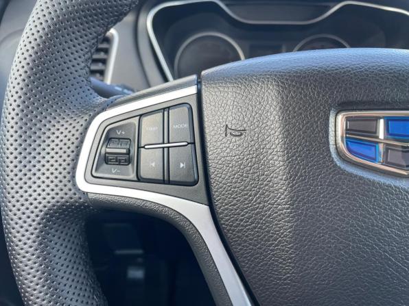 Geely Emgrand X7 I Рестайлинг 2 с пробегом 2019 года, цена 1 290 000 рублей, 101700 км, внедорожник, Автокод Объявления