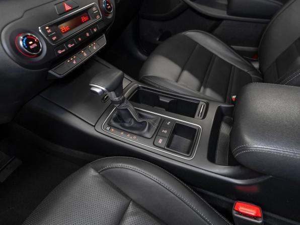 Kia Sorento III Prime Рестайлинг с пробегом 2019 года, цена 3 090 000 рублей, 63145 км, внедорожник, Автокод Объявления