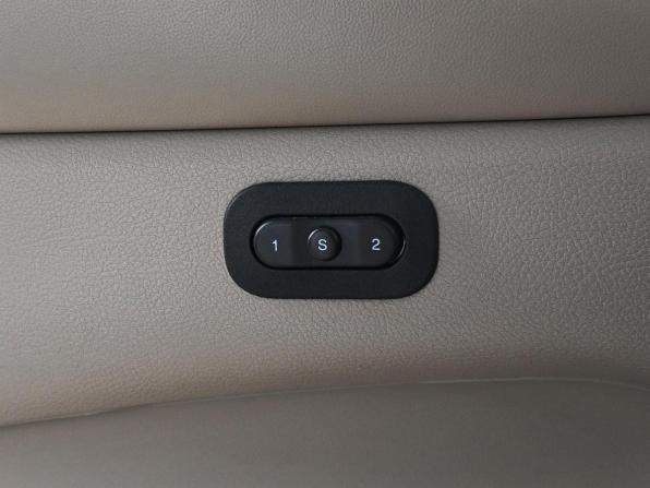 Jeep Grand Cherokee IV (WK2) Рестайлинг с пробегом 2014 года, цена 2 999 000 рублей, 126951 км, внедорожник, Автокод Объявления