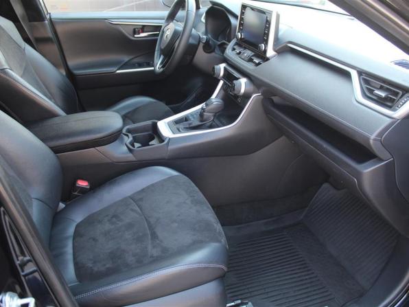 Toyota RAV4 V (XA50) с пробегом 2021 года, цена 2 950 000 рублей, 149591 км, внедорожник, Автокод Объявления