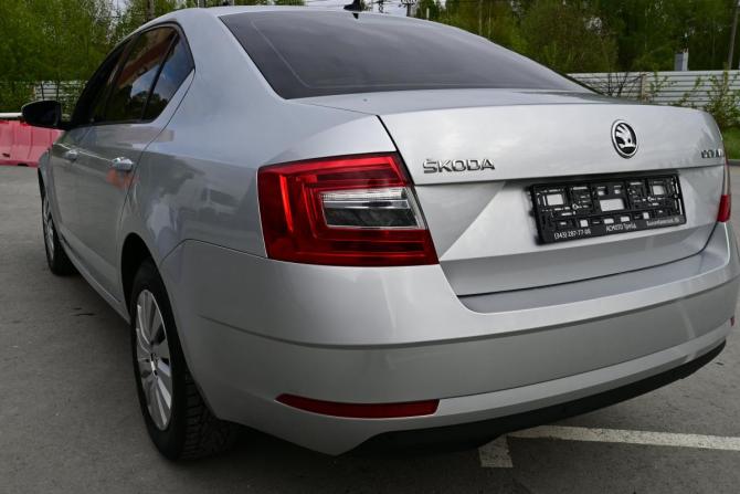 Skoda Octavia III (A7) Рестайлинг с пробегом 2018 года, цена 1 735 000 рублей, 88000 км, лифтбек, Автокод Объявления