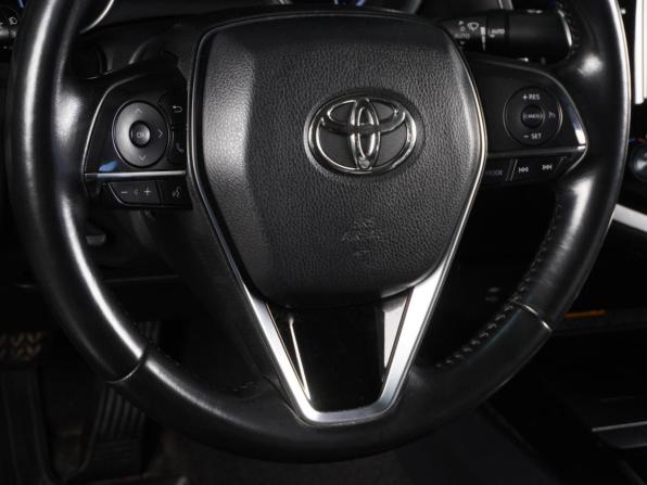 Toyota Camry VIII (XV70) с пробегом 2018 года, цена 2 569 000 рублей, 194732 км, седан, Автокод Объявления