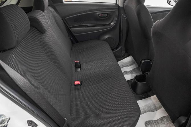 Toyota Vitz III (XP130) Рестайлинг 2 с пробегом 2017 года, цена 939 000 рублей, 156900 км, хэтчбек, Автокод Объявления