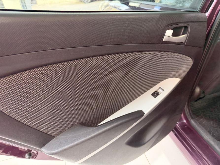 Hyundai Solaris I Таганрог  - изображение 17