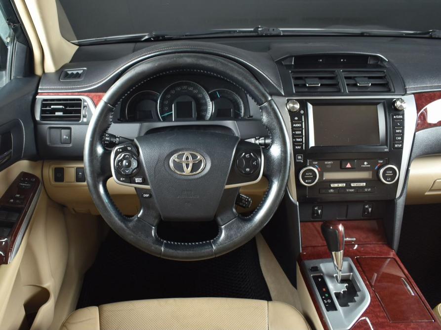 Toyota Camry VII (XV50) Кемерово  - изображение 8