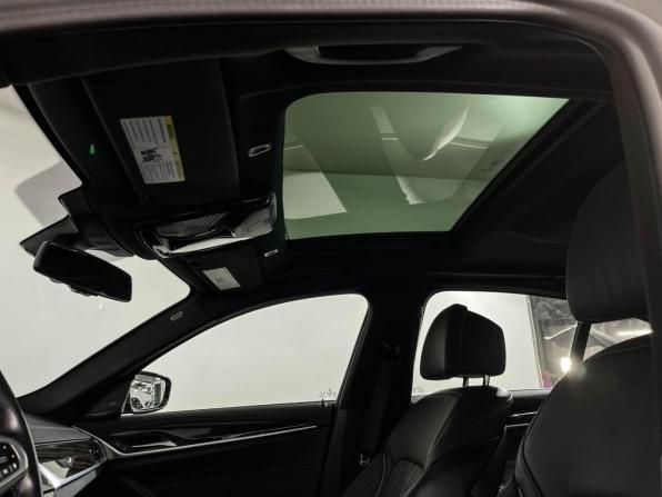 BMW 5 серии VII (G30/G31/G38) Рестайлинг с пробегом 2022 года, цена 8 175 000 рублей, 20500 км, седан, Автокод Объявления