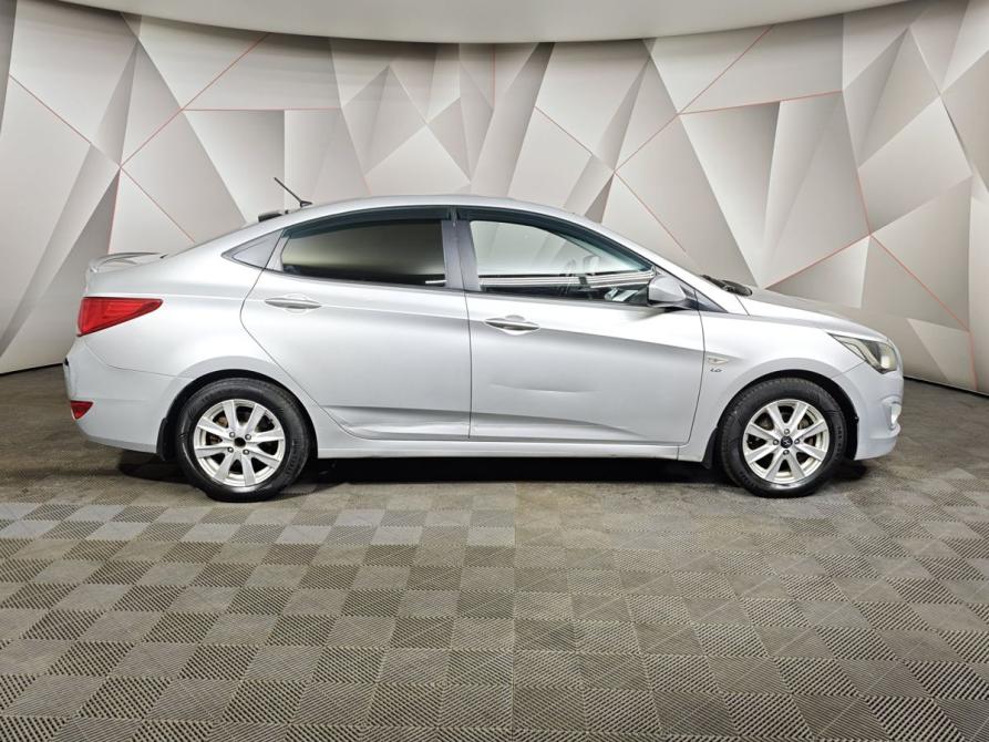 Hyundai Solaris I Рестайлинг Москва  - изображение 6