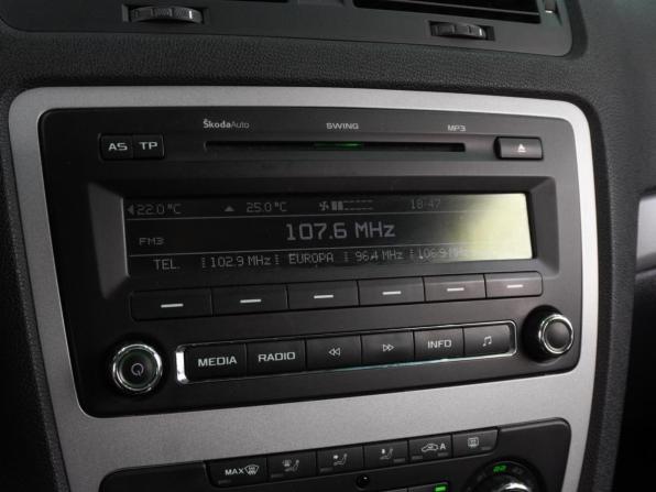 Skoda Octavia II (A5) Рестайлинг с пробегом 2012 года, цена 1 166 000 рублей, 156973 км, лифтбек, Автокод Объявления