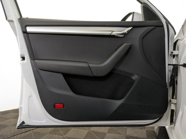 Skoda Octavia III (A7) Рестайлинг с пробегом 2020 года, цена 1 750 000 рублей, 114732 км, лифтбек, Автокод Объявления