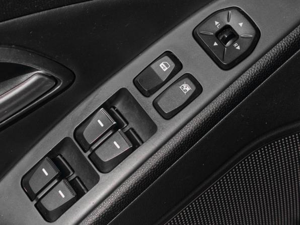Hyundai ix35 I с пробегом 2012 года, цена 1 280 000 рублей, 107682 км, внедорожник, Автокод Объявления