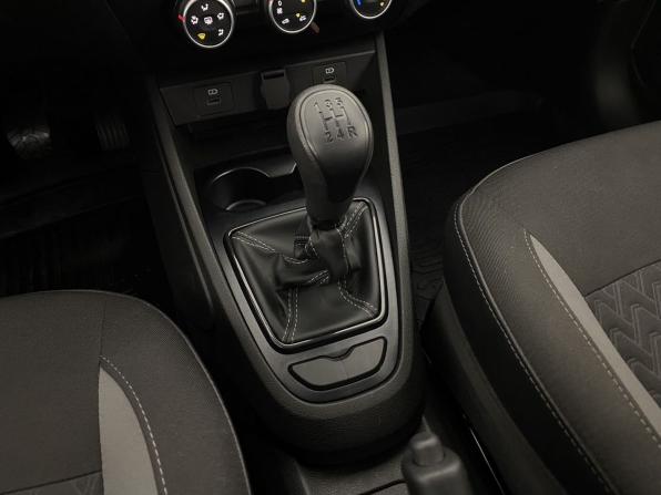 Lada (ВАЗ) Vesta I Рестайлинг (NG) с пробегом 2026 года, цена 1 360 000 рублей, 5835 км, седан, Автокод Объявления