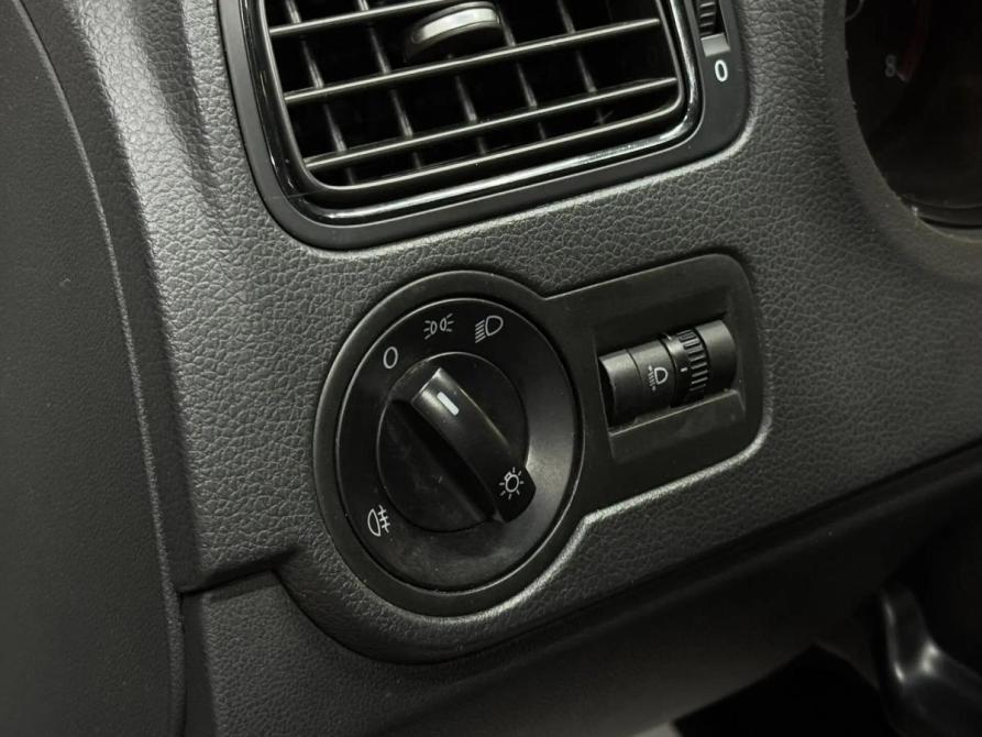 Volkswagen Polo V Рестайлинг Красноярск  - изображение 15