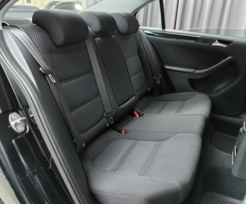 Volkswagen Jetta VI Рестайлинг Подольск  - изображение 8
