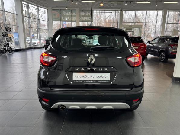 Renault Kaptur I Рестайлинг с пробегом 2021 года, цена 1 548 000 рублей, 94563 км, внедорожник, Автокод Объявления