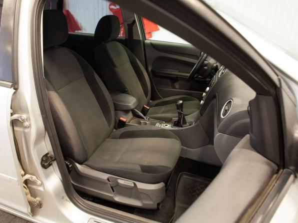 Ford Focus II с пробегом 2007 года, цена 585 000 рублей, 179985 км, универсал, Автокод Объявления