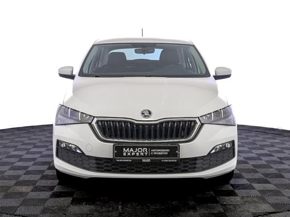 Skoda Rapid II с пробегом 2022 года, цена 1 650 000 рублей, 76968 км, лифтбек, Автокод Объявления