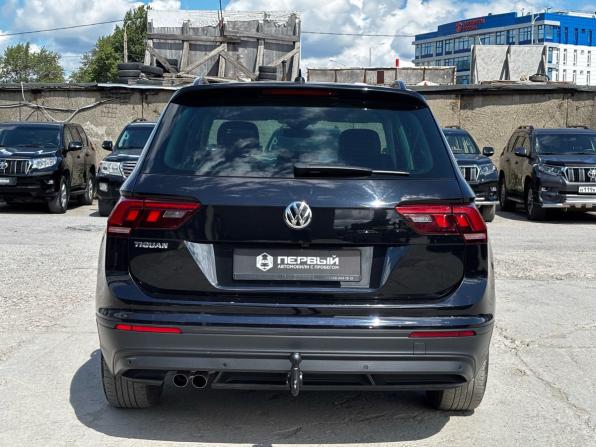 Volkswagen Tiguan II с пробегом 2019 года, цена 1 890 000 рублей, 233000 км, внедорожник, Автокод Объявления