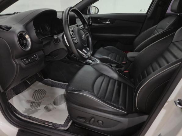 Kia Cerato IV с пробегом 2021 года, цена 2 280 000 рублей, 73049 км, седан, Автокод Объявления