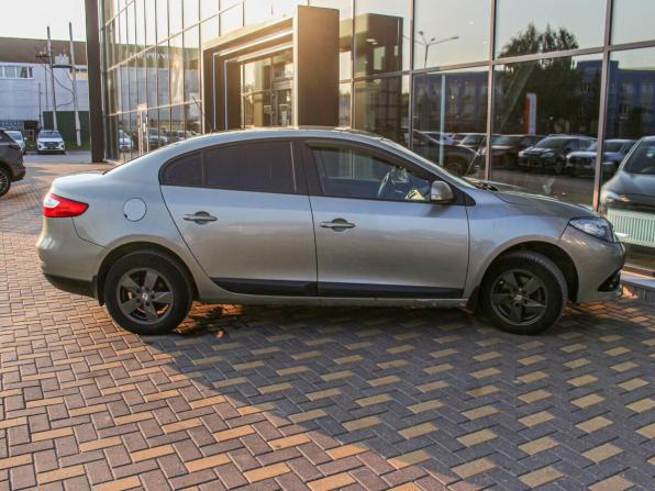 Renault Fluence I Рестайлинг с пробегом 2013 года, цена 597 000 рублей, 144700 км, седан, Автокод Объявления