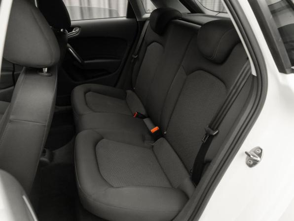 Audi A1 I (8X) с пробегом 2012 года, цена 1 080 000 рублей, 118968 км, хэтчбек, Автокод Объявления