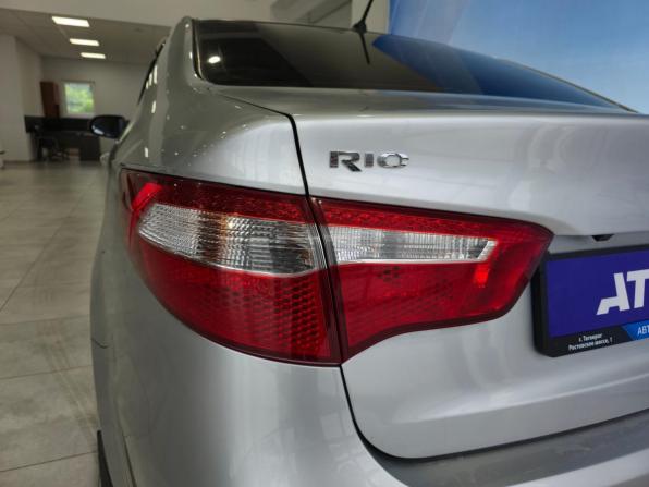 Kia Rio III с пробегом 2014 года, цена 949 000 рублей, 180000 км, седан, Автокод Объявления