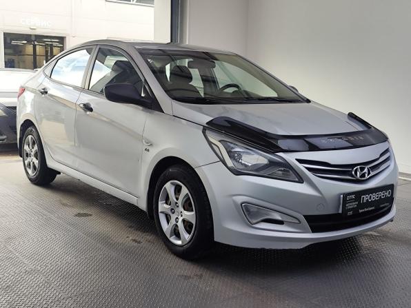 Hyundai Solaris I Рестайлинг с пробегом 2015 года, цена 650 000 рублей, 197277 км, седан, Автокод Объявления