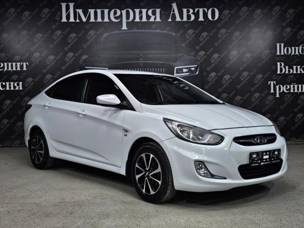 Hyundai Solaris I с пробегом 2013 года, цена 760 000 рублей, 183000 км, седан, Автокод Объявления