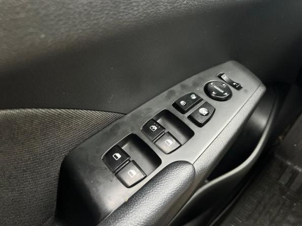 Hyundai Solaris II Рестайлинг с пробегом 2021 года, цена 1 579 700 рублей, 49768 км, седан, Автокод Объявления