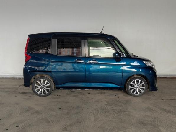 Toyota Roomy I с пробегом 2017 года, цена 1 130 000 рублей, 78573 км, микровэн, Автокод Объявления