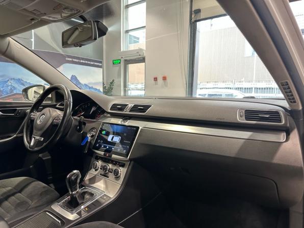 Volkswagen Passat B7 с пробегом 2012 года, цена 810 000 рублей, 288260 км, седан, Автокод Объявления