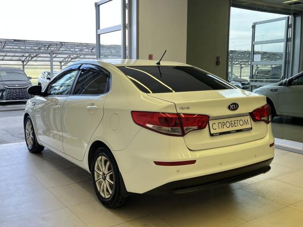 Kia Rio III Рестайлинг с пробегом 2016 года, цена 1 195 000 рублей, 67000 км, седан, Автокод Объявления