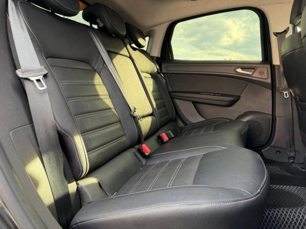 Renault Arkana I с пробегом 2019 года, цена 1 620 000 рублей, 103823 км, внедорожник, Автокод Объявления