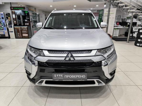 Mitsubishi Outlander III Рестайлинг 3 с пробегом 2021 года, цена 2 700 000 рублей, 63232 км, внедорожник, Автокод Объявления