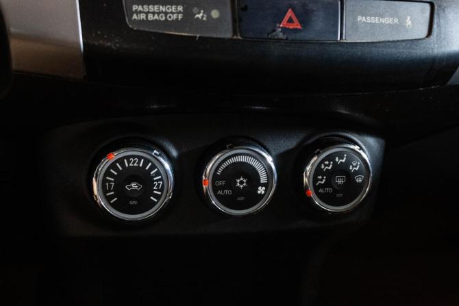Peugeot 4007 с пробегом 2011 года, цена 800 000 рублей, 258051 км, внедорожник, Автокод Объявления