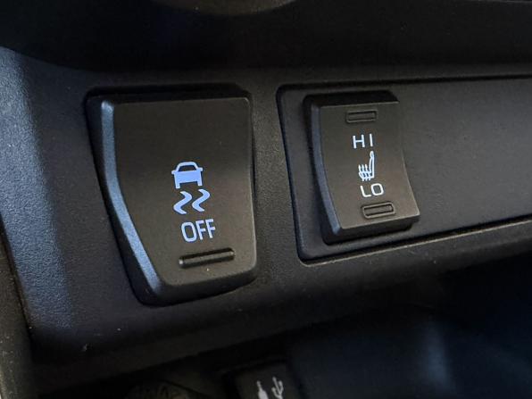 Toyota RAV4 V (XA50) с пробегом 2022 года, цена 2 900 000 рублей, 103000 км, внедорожник, Автокод Объявления