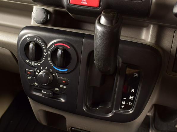 Nissan NV100 Clipper III с пробегом 2018 года, цена 715 995 рублей, 147368 км, микровэн, Автокод Объявления