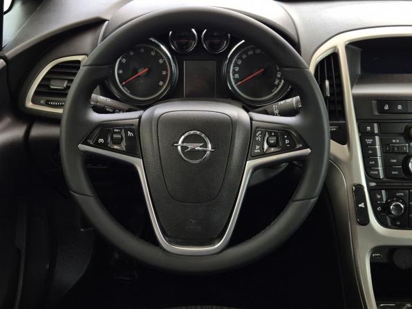 Opel Astra J с пробегом 2010 года, цена 479 000 рублей, 158484 км, хэтчбек, Автокод Объявления