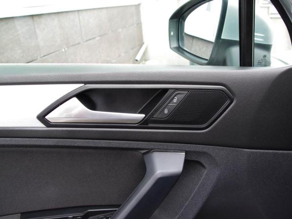 Volkswagen Tiguan II с пробегом 2019 года, цена 2 490 000 рублей, 99951 км, внедорожник, Автокод Объявления