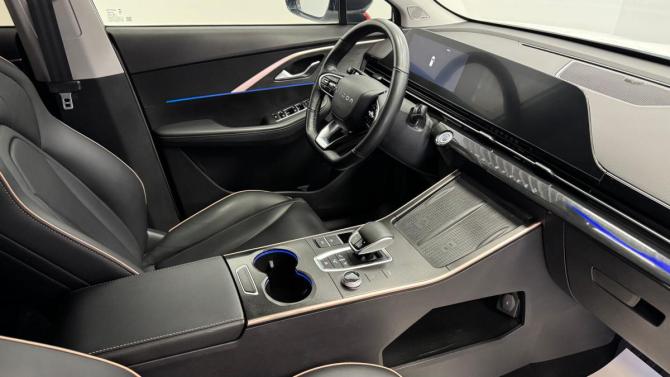 Omoda C5 I с пробегом 2023 года, цена 1 750 000 рублей, 41193 км, внедорожник, Автокод Объявления