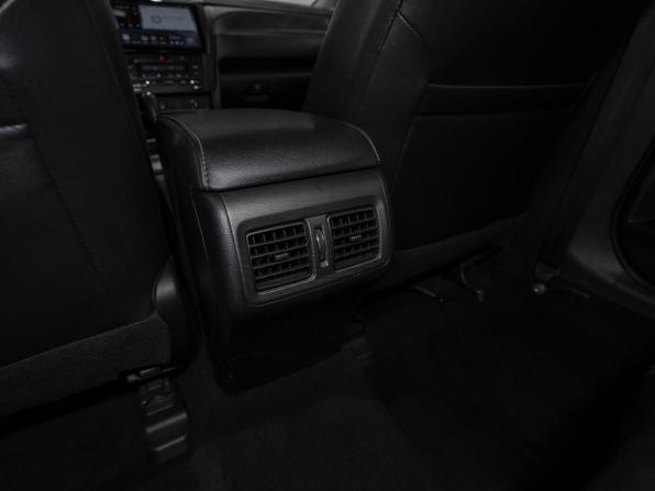 Toyota Camry VII (XV50) Рестайлинг с пробегом 2017 года, цена 1 890 000 рублей, 97321 км, седан, Автокод Объявления