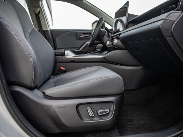 Toyota RAV4 VI (XA60) с пробегом 2025 года, цена 4 428 000 рублей, 499 км, внедорожник, Автокод Объявления