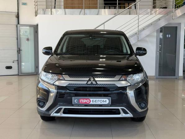 Mitsubishi Outlander III Рестайлинг 3 с пробегом 2019 года, цена 2 099 900 рублей, 165000 км, внедорожник, Автокод Объявления