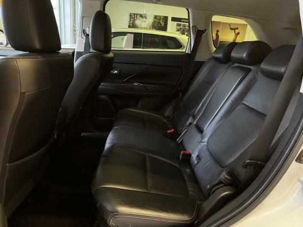 Mitsubishi Outlander III Рестайлинг с пробегом 2014 года, цена 1 539 000 рублей, 285000 км, внедорожник, Автокод Объявления