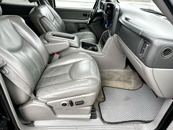 Chevrolet Tahoe II с пробегом 2003 года, цена 1 099 000 рублей, 421000 км, внедорожник, Автокод Объявления