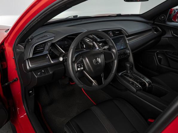 Honda Civic X Рестайлинг с пробегом 2021 года, цена 2 129 000 рублей, 69778 км, хэтчбек, Автокод Объявления