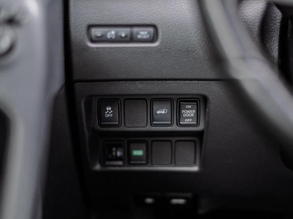 Nissan X-Trail III Рестайлинг с пробегом 2018 года, цена 1 770 000 рублей, 140029 км, внедорожник, Автокод Объявления