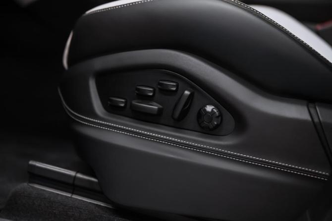 Новый Porsche Cayenne III Рестайлинг 2026 года, цена 18 250 000 рублей, внедорожник, Автокод Объявления