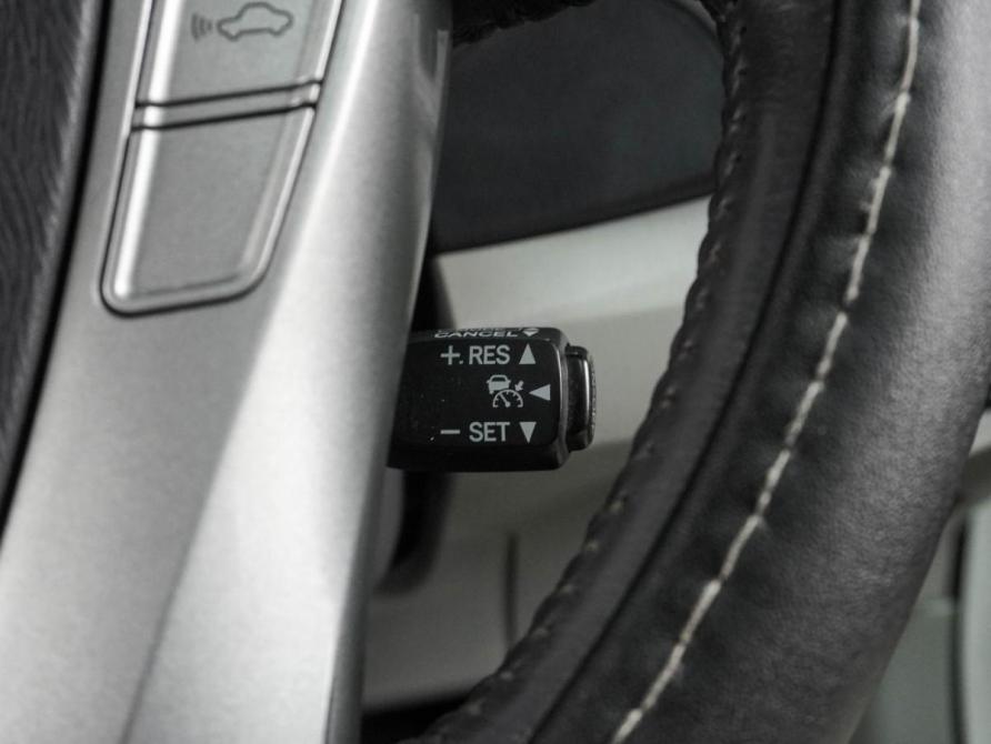 Toyota Prius III (XW30) Воронеж  - изображение 15