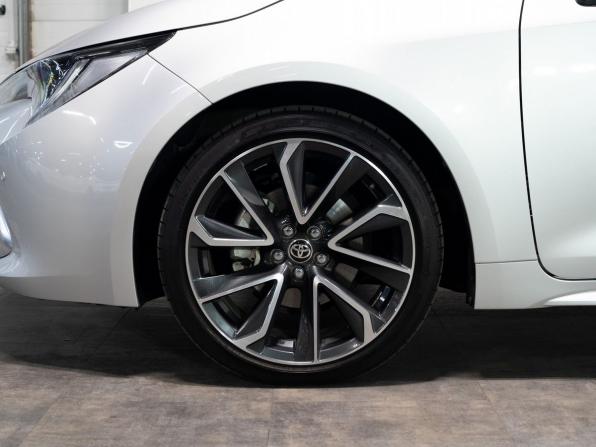 Toyota Corolla XII (E210) с пробегом 2019 года, цена 1 650 000 рублей, 72868 км, хэтчбек, Автокод Объявления