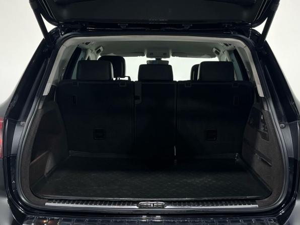 Volkswagen Touareg II Рестайлинг с пробегом 2017 года, цена 3 300 000 рублей, 207384 км, внедорожник, Автокод Объявления